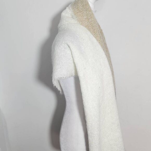 Plaid Colorblock Woven Knit Wrap Scarf with Fringe One Size - Picture 4 of 6